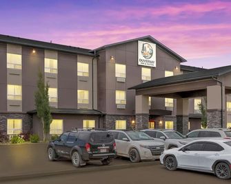 Duvernay Inn & Suites - Fox Creek - Edificio
