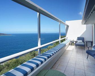 Paradise Palms w/ Pool and Panoramic Ocean Views and generator! - Saint Thomas Island - Balcón