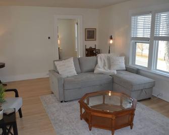 Experience the charm of Wausau, Wisconsin in this Historic Upper-Level Apartment - Wausau - Living room