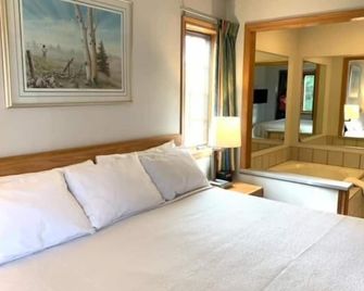 Applecreek Resort-Hotel & Suites - Fish Creek