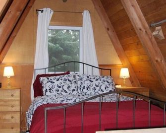 Amazing Government Camp Cabin Short Walk to SkiBowl or Downtown - Government Camp - Habitación