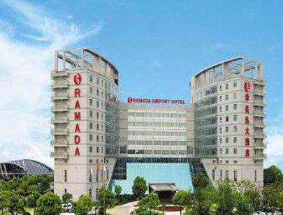Ramada Plaza by Wyndham Shanghai Pudong Airport - Shanghai - Rakennus