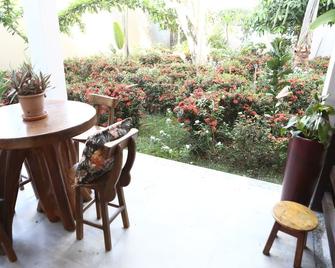 Excelente chale com Wi-Fi em Itabaiana Sergipe - Itabaiana - Patio
