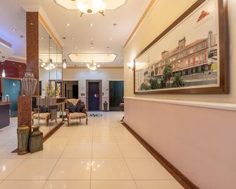 Rede Andrade Piratininga - São Paulo - Lobby