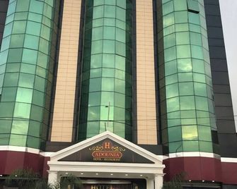 호텔 아도우니아 - 루이바 - 건물