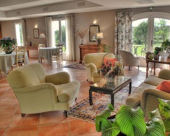 La Bastide D'Iris - Lagorce - Lobby