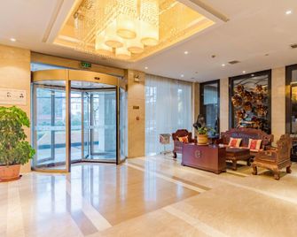 Junhe International Hotel - Bengbu - Лоббі