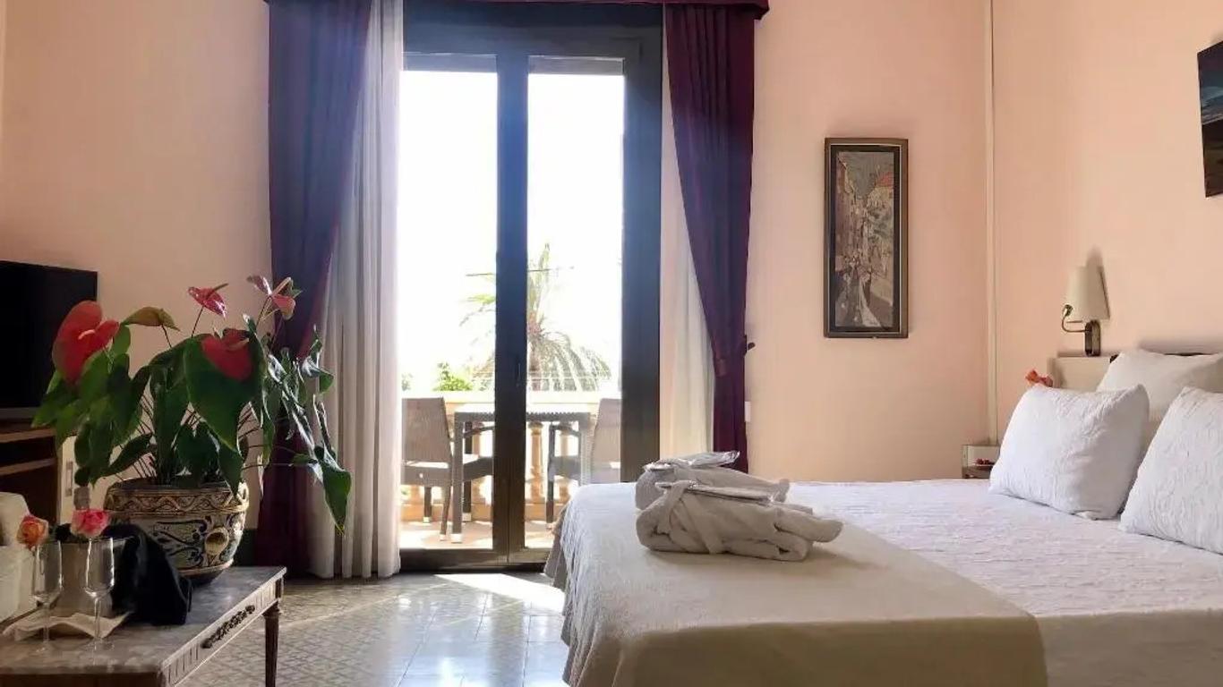 Hotel Llar de Capitans