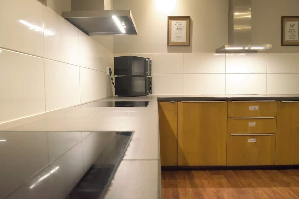 Grad Hotel and Hostel