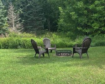 2bd/1bth Near Hockey Arena, Mesabi Trail & Mckinney Lake - Grand Rapids - Patio