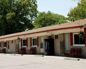Sharodon Sands Motel - Wasaga Beach - Building