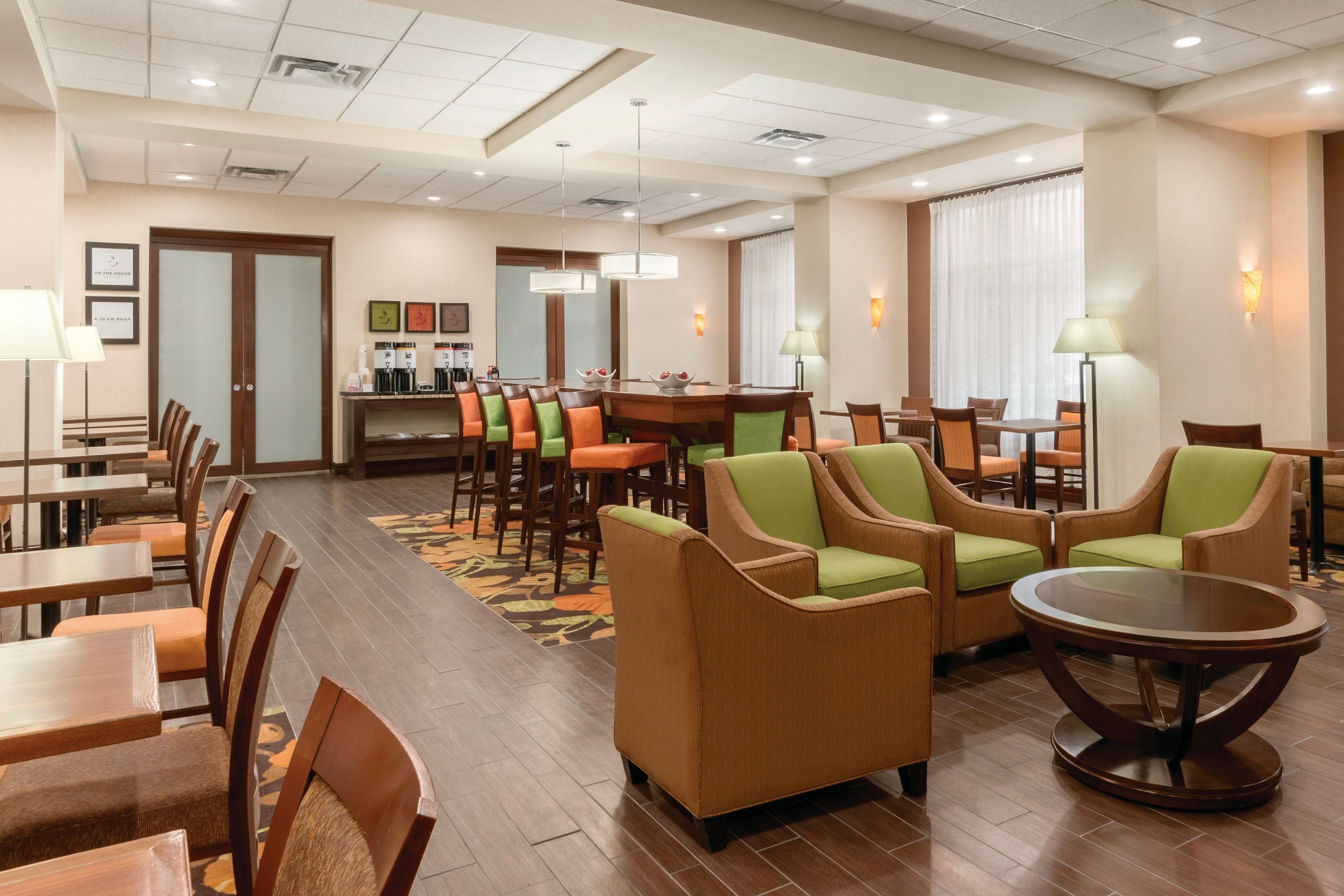 Hampton Inn by Hilton Edmonton/South - אדמונטון - מסעדה