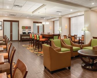 Hampton Inn by Hilton Edmonton/South - אדמונטון - מסעדה
