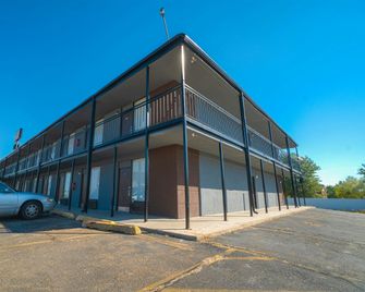 Hotel Comfort Stay By OYO Texarkana East, Ar I-30 - Texarkana - Gebouw