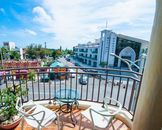Mong Shan Homestay - Kenting - Balkon