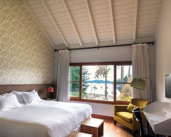 La Escondida Casa De Huespedes & Spa - Villa La Angostura