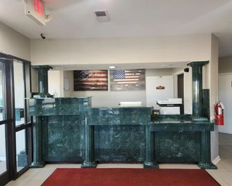 Hallmarc Inn & Suites of West Memphis - West Memphis - Rezeption