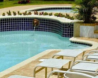 Dos Angeles del Mar Bed and Breakfast - Rincon - Piscina