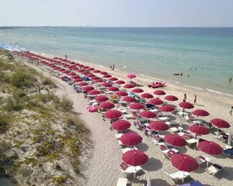 هابي كامب توري رينالدا كامبينج فيليدج - Torre Rinalda - شاطئ