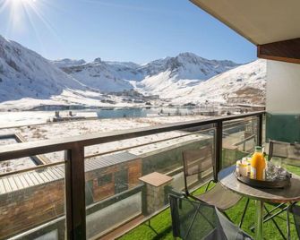 Apartment Les Cimes - Le Lac by Interhome - Tignes - Balcony