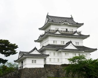 Hotel Posh - Одавара