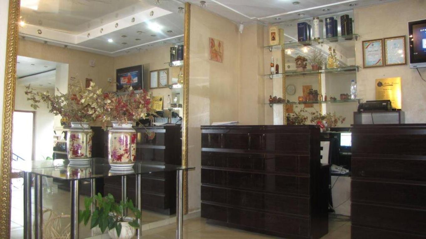 Bella Donna Hotel