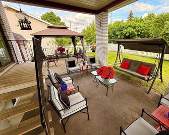 Santa Maria Suites | Pure Comfort - Ottawa - Balkong