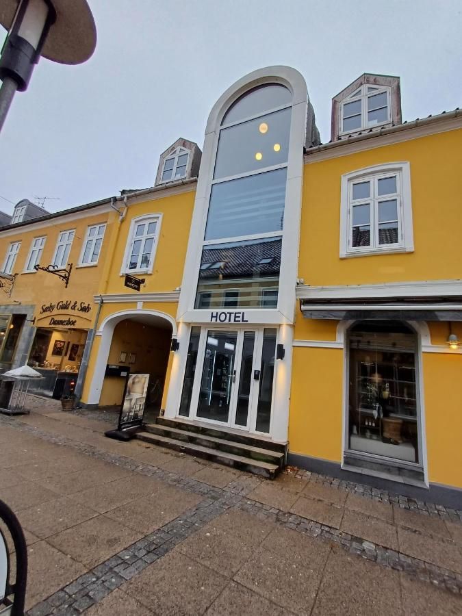 Calm Room 10 On Pedestrian Street Saeby – Sæby