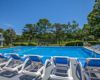 Blue Rock Resort - South Yarmouth - Bể bơi