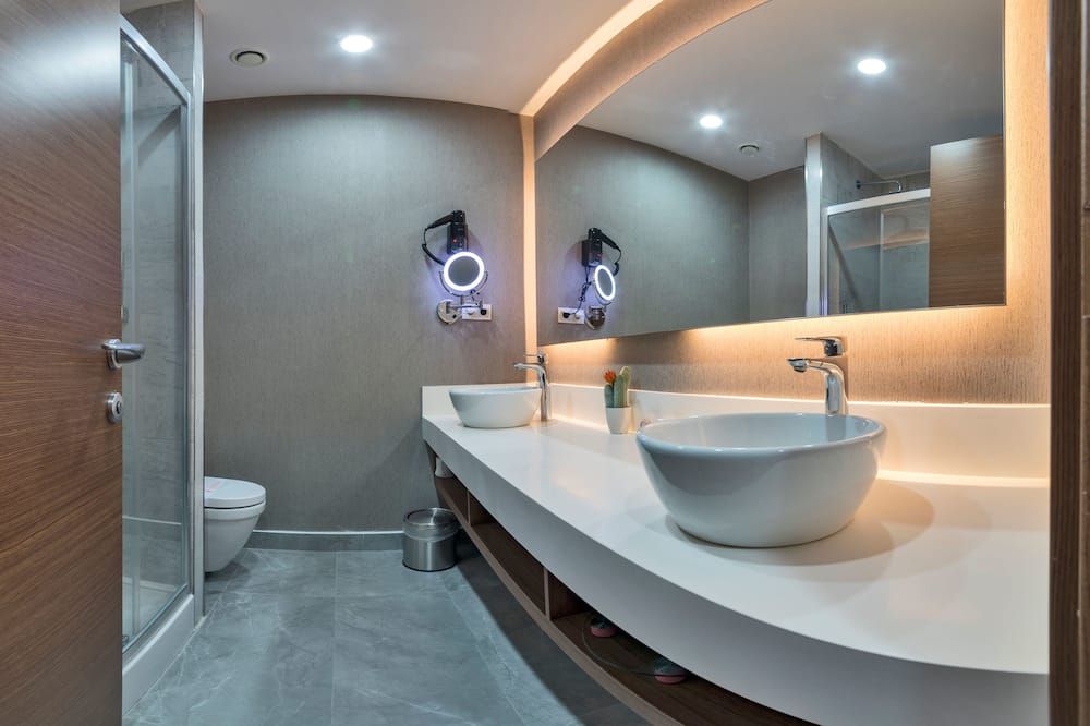 Land Park Hotel - Istanbul - Bathroom
