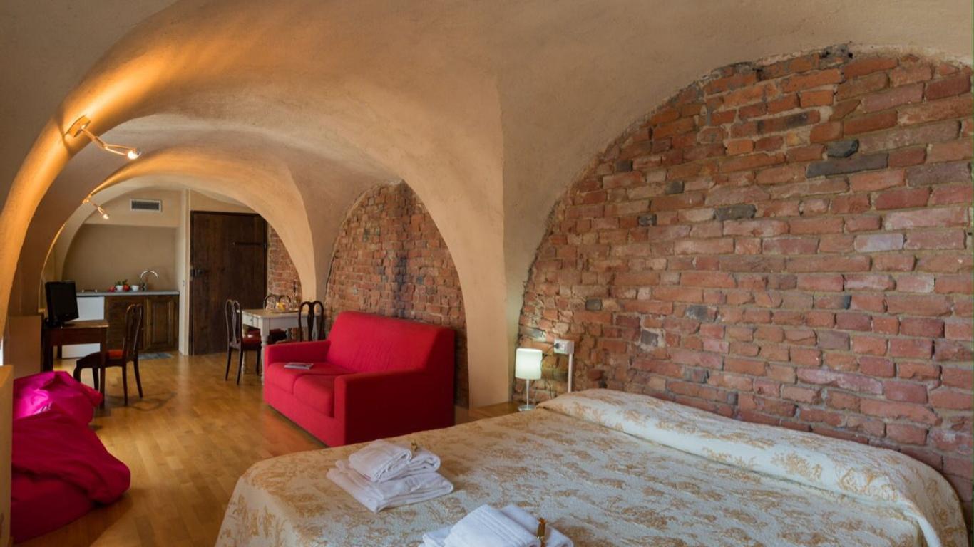 Relais Palazzo Paleologi Sec.XIV