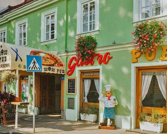 Rooms SU SU - Karlovac - Building