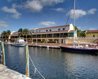 Dauboat - Cayo Largo - Edificio