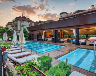Lucky Bansko Aparthotel Spa & Relax - Bansko - Basen