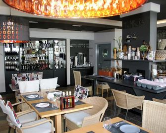 Apartel Park Osejava - Makarska - Bar