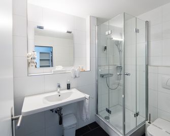 Waldhotel Hohberg - Schaffhausen - Badkamer