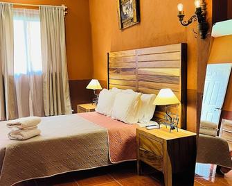 Hostería Casa Marquez - León - Habitación