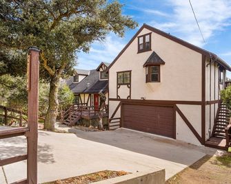 Big 5bd Julian Country Home! 5min to downtown Julian, wineries, hiking. - Julian - Gebäude