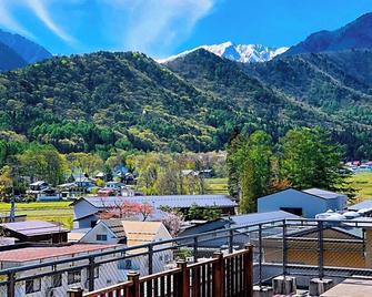 Kurobe Sunvalley Hotel - Ōmachi - Balcone