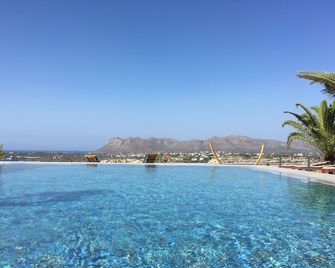 Theodosia Studios - Agia Marina - Bazén