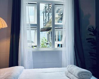 Smart Stay 2600 - Solo Condo Studio Units - Baguio - Bedroom