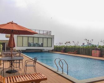 Minimalist Studio Dave Apartment for 2 Pax - Depok - Pileta