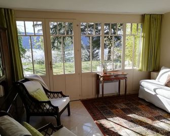 Lac Annecy Veyrier du Lac Haute-Savoie chalet view lake and mountains old trees - Veyrier-du-Lac - Salon