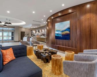 DoubleTree by Hilton Greenville Woodruff Road - Greenville - Lounge