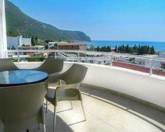 Hotel Galeb - Sutomore - Balkon