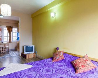 Kathmandu Cityhill Apartment - Kathmandu - Bedroom