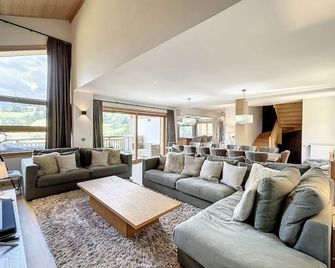 Luxury Chalet 6 Bedrooms with Pool and Wellness in Combloux - Combloux - Salon