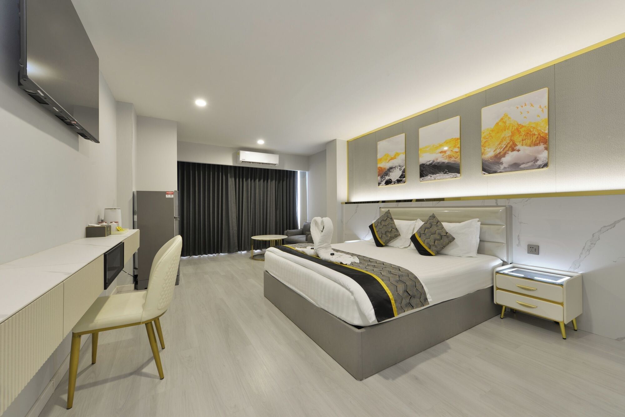 Berich Hotel - Tak
