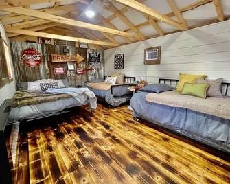 Resort on the River - Lanark - Habitación