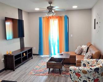 JuLicia's Other Place - #3 - Radcliff